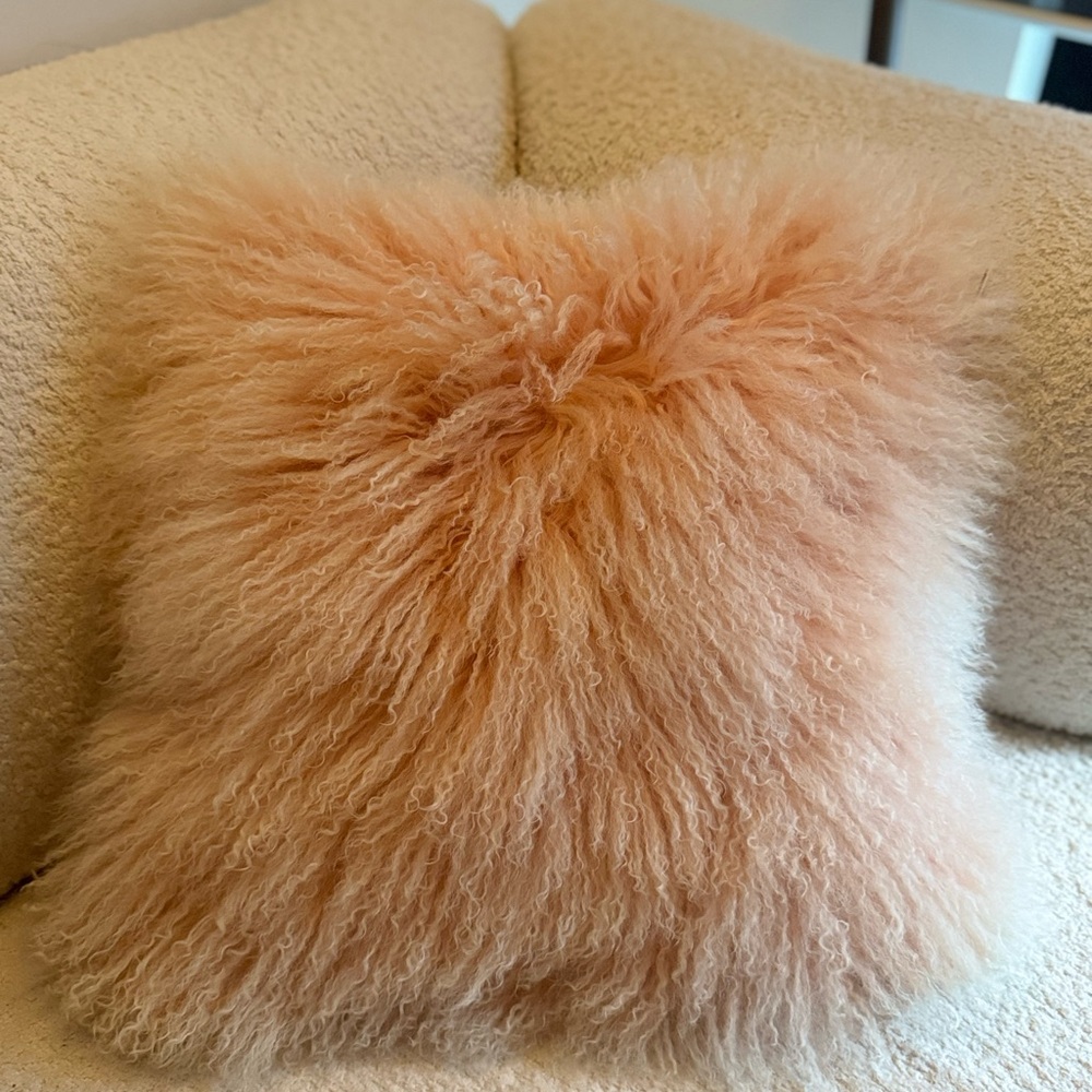 MONGOLIAN WOOL Fluffy Peach Throw Pillow